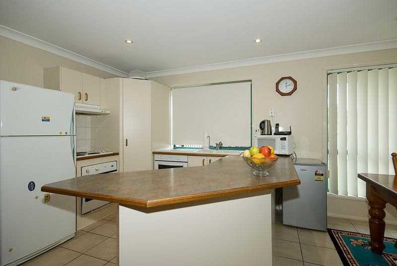2 Dewick Court, CALAMVALE QLD 4116, Calamvale - Thumbnail 5