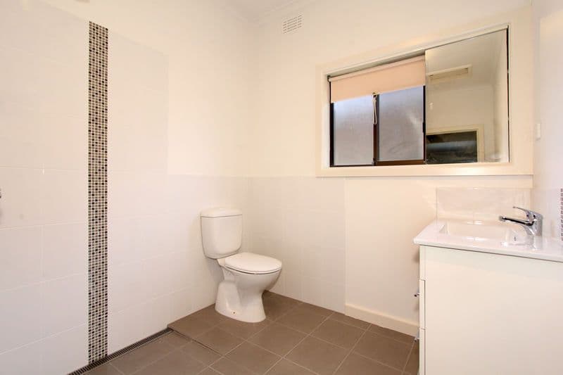 75 Marlborough Street, BENTLEIGH EAST VIC 3165, Bentleigh East - Thumbnail 8