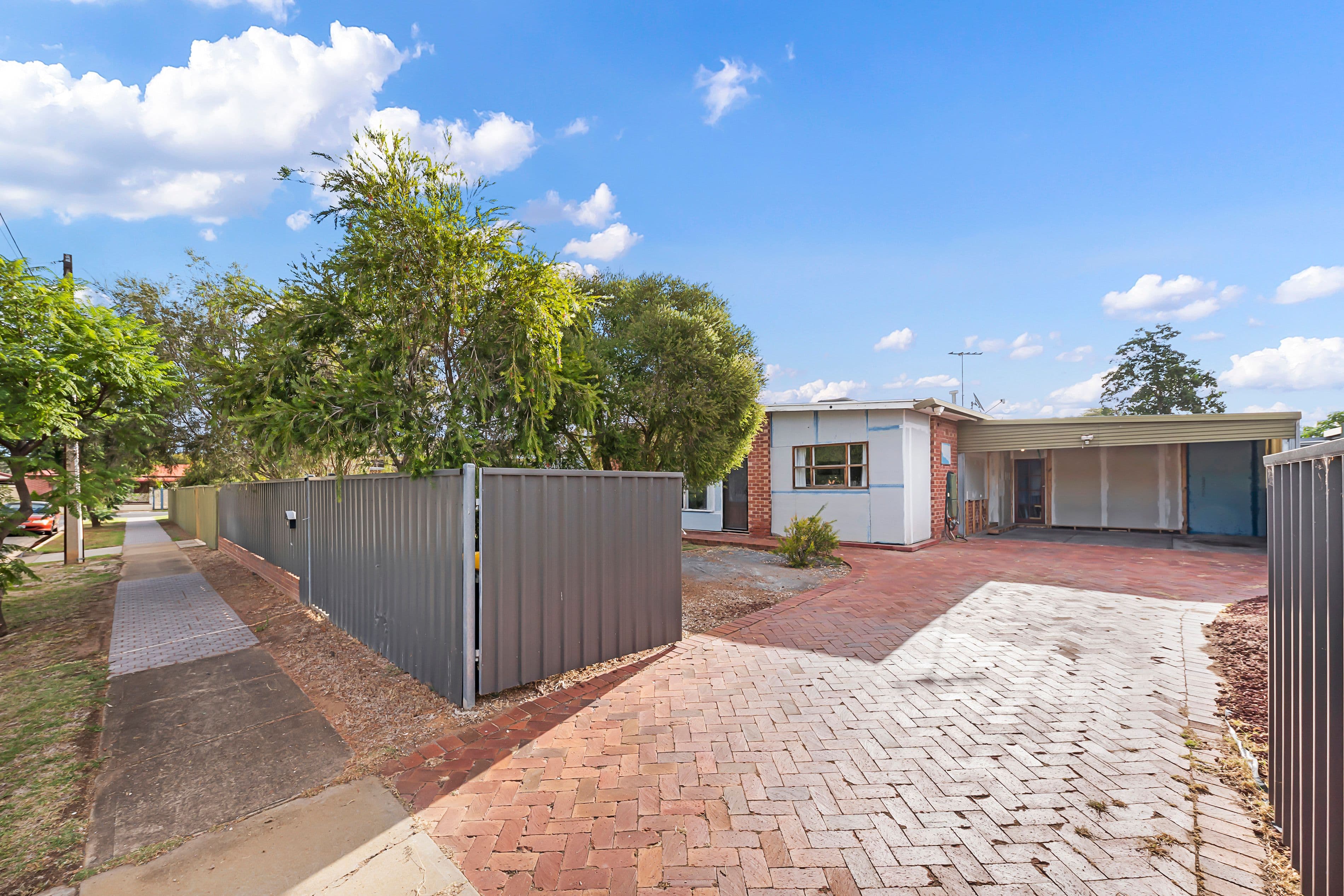 15 Barnes Crescent, Parafield Gardens SA 5107, Parafield Gardens - Image 1