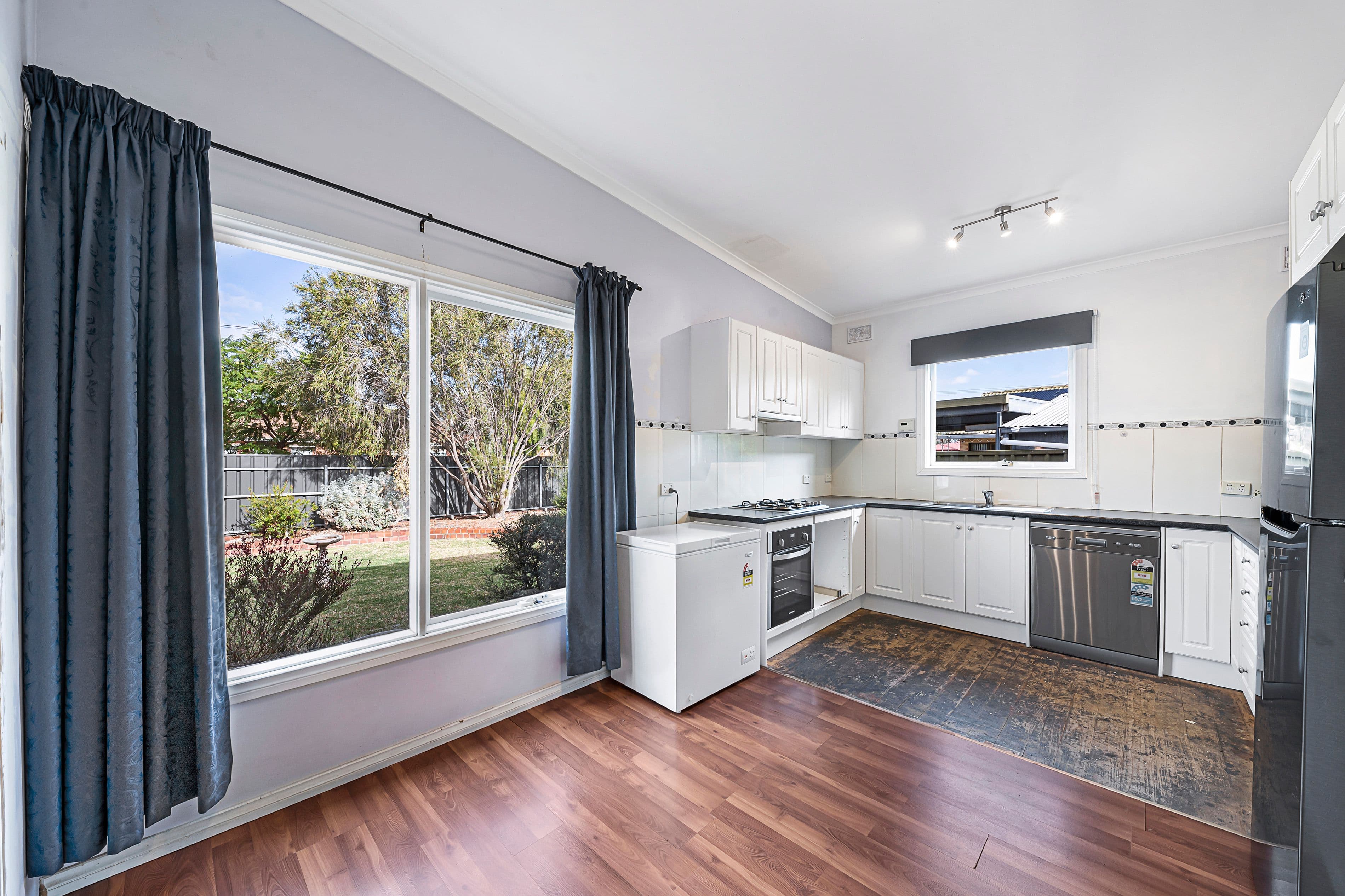 15 Barnes Crescent, Parafield Gardens SA 5107, Parafield Gardens - Thumbnail 4
