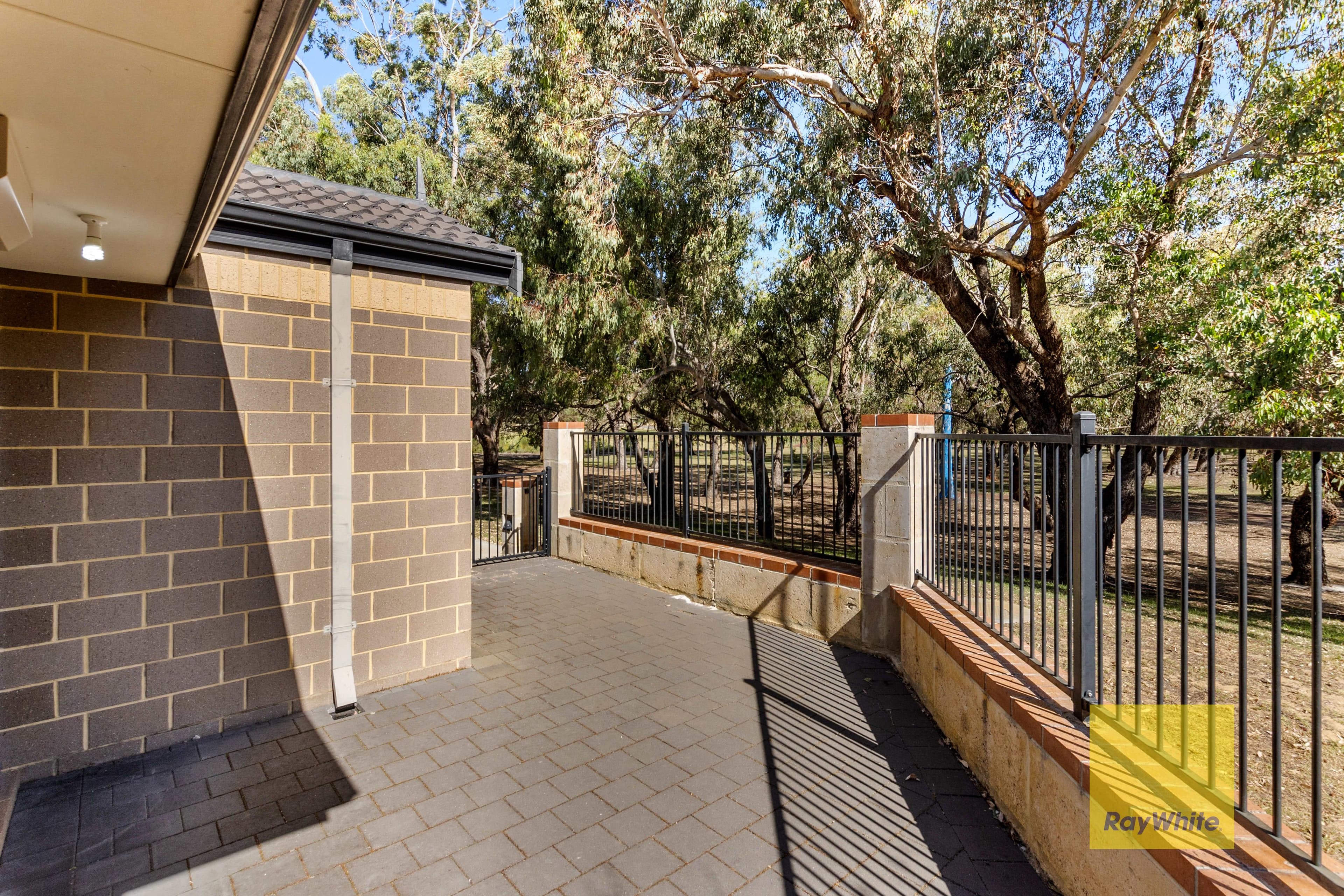 18 Dobson Lane, Eden Hill WA 6054, Eden Hill - Thumbnail 2