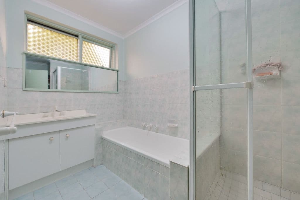 108 Atherton Road, OAKLEIGH VIC 3166, Oakleigh - Thumbnail 6