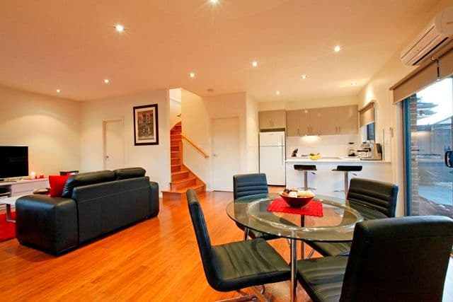 5 Acheron Avenue, RESERVOIR VIC 3073, Reservoir - Thumbnail 2