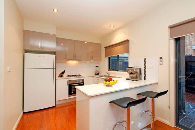 5 Acheron Avenue, RESERVOIR VIC 3073, Reservoir - Thumbnail 4