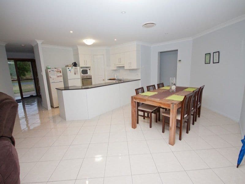 18 Lakeview Circuit, Mulambin QLD 4703, Mulambin - Thumbnail 2