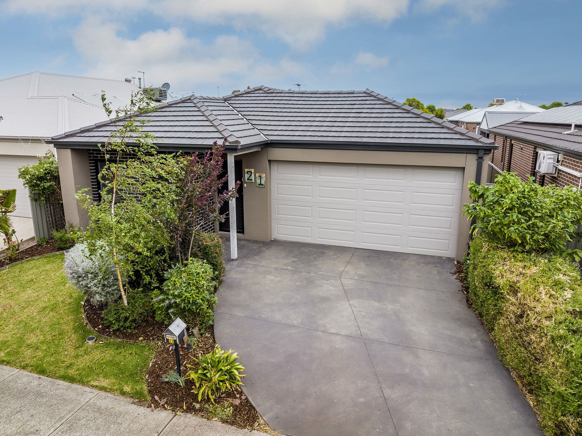 21 Macpherson Circuit, Cranbourne East VIC 3977, Cranbourne East - Thumbnail 2