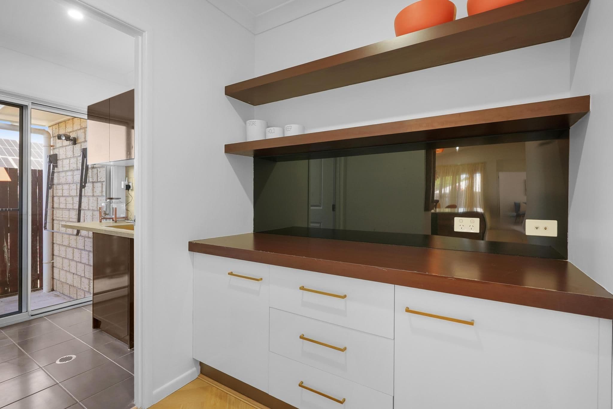 35 Sapphire Place, Elanora QLD 4221, Elanora - Thumbnail 4