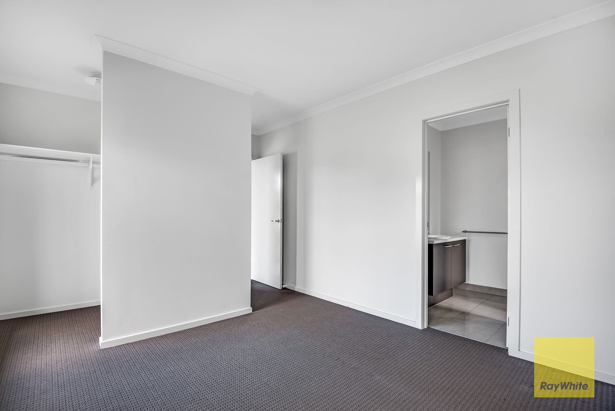 116 Modern Crescent, Tarneit VIC 3029, Tarneit - Thumbnail 4