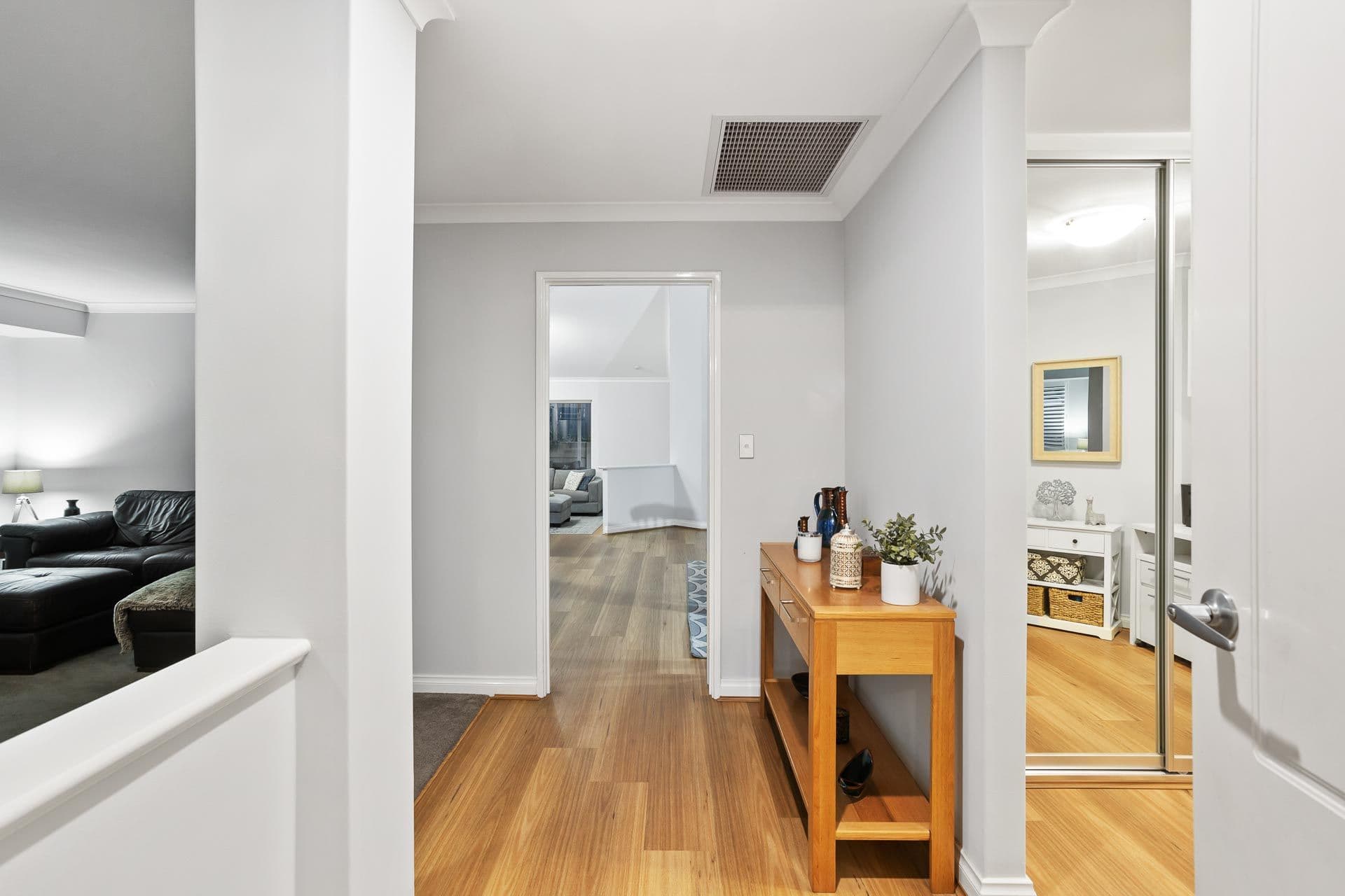 18 Thomas Street, Flinders View QLD 4305, Flinders View - Thumbnail 4