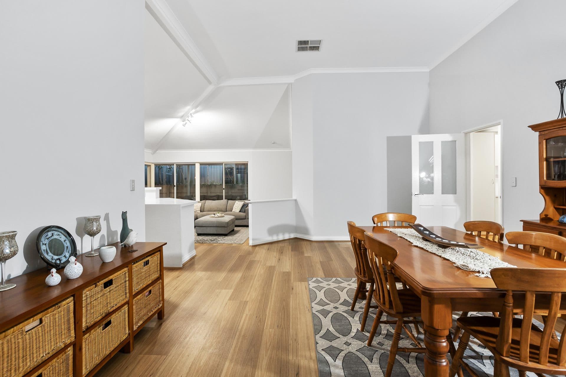 18 Thomas Street, Flinders View QLD 4305, Flinders View - Thumbnail 8
