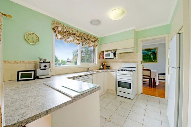 13 McKenzie Street, DONCASTER EAST VIC 3109, Doncaster East - Thumbnail 4