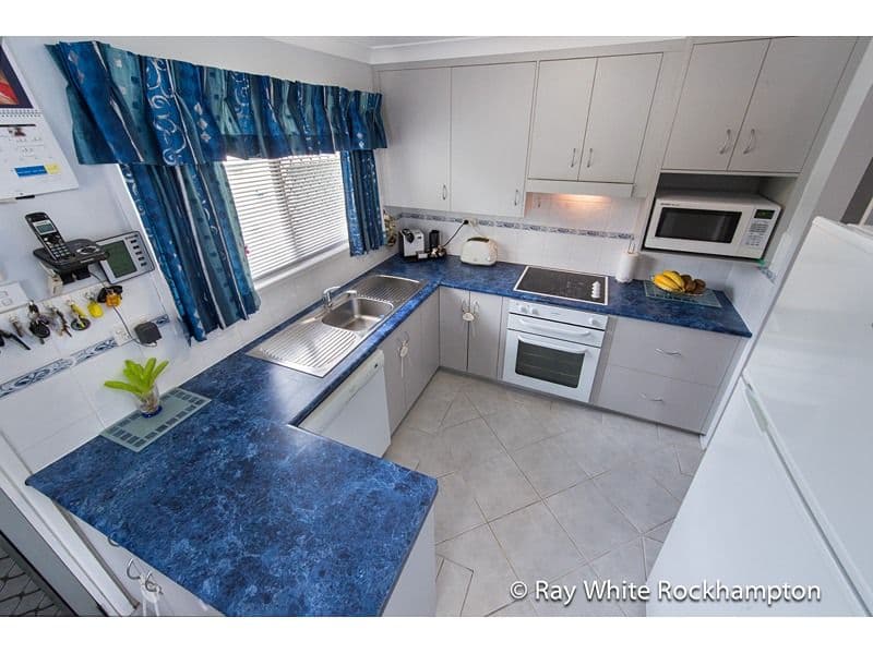 29 Bramble Street, NORMAN GARDENS QLD 4701, Norman Gardens - Thumbnail 2