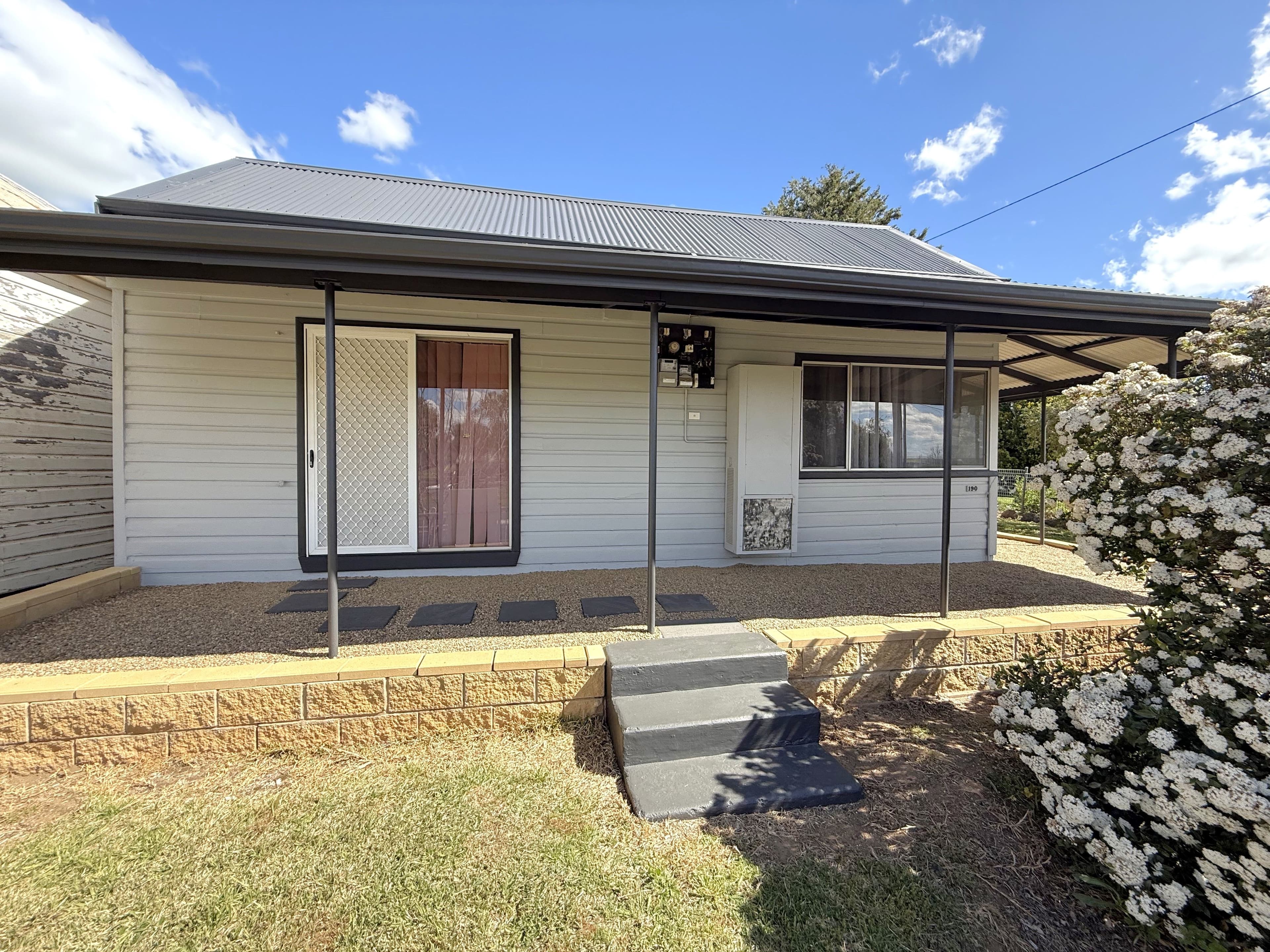 190 Albury Street, Harden NSW 2587, Harden - Image 1