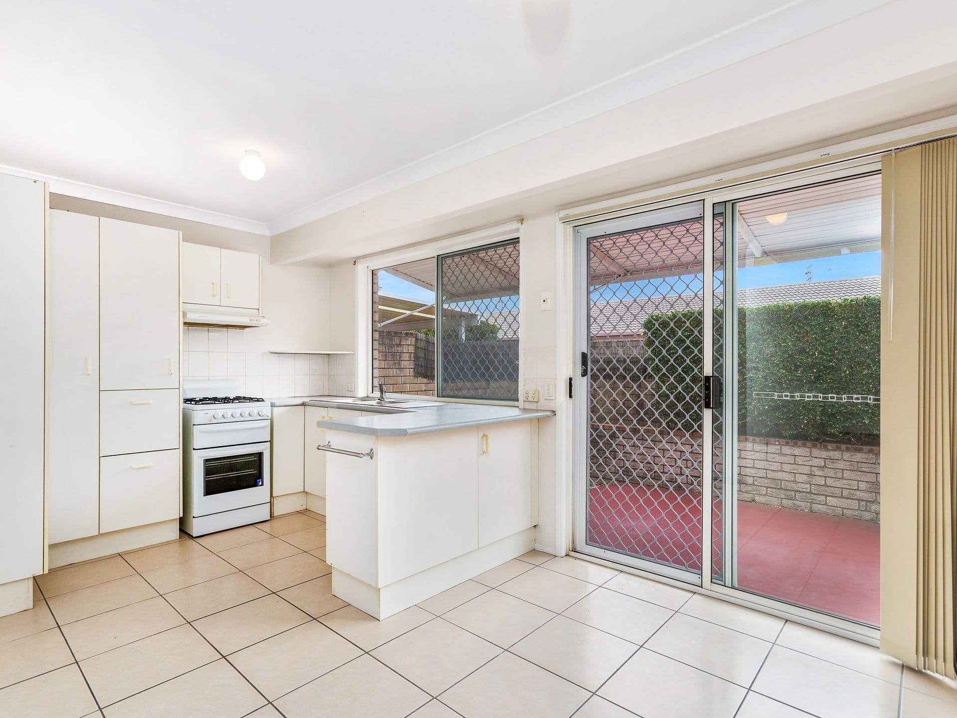 13 Kentia Crescent, Banora Point - Thumbnail 2