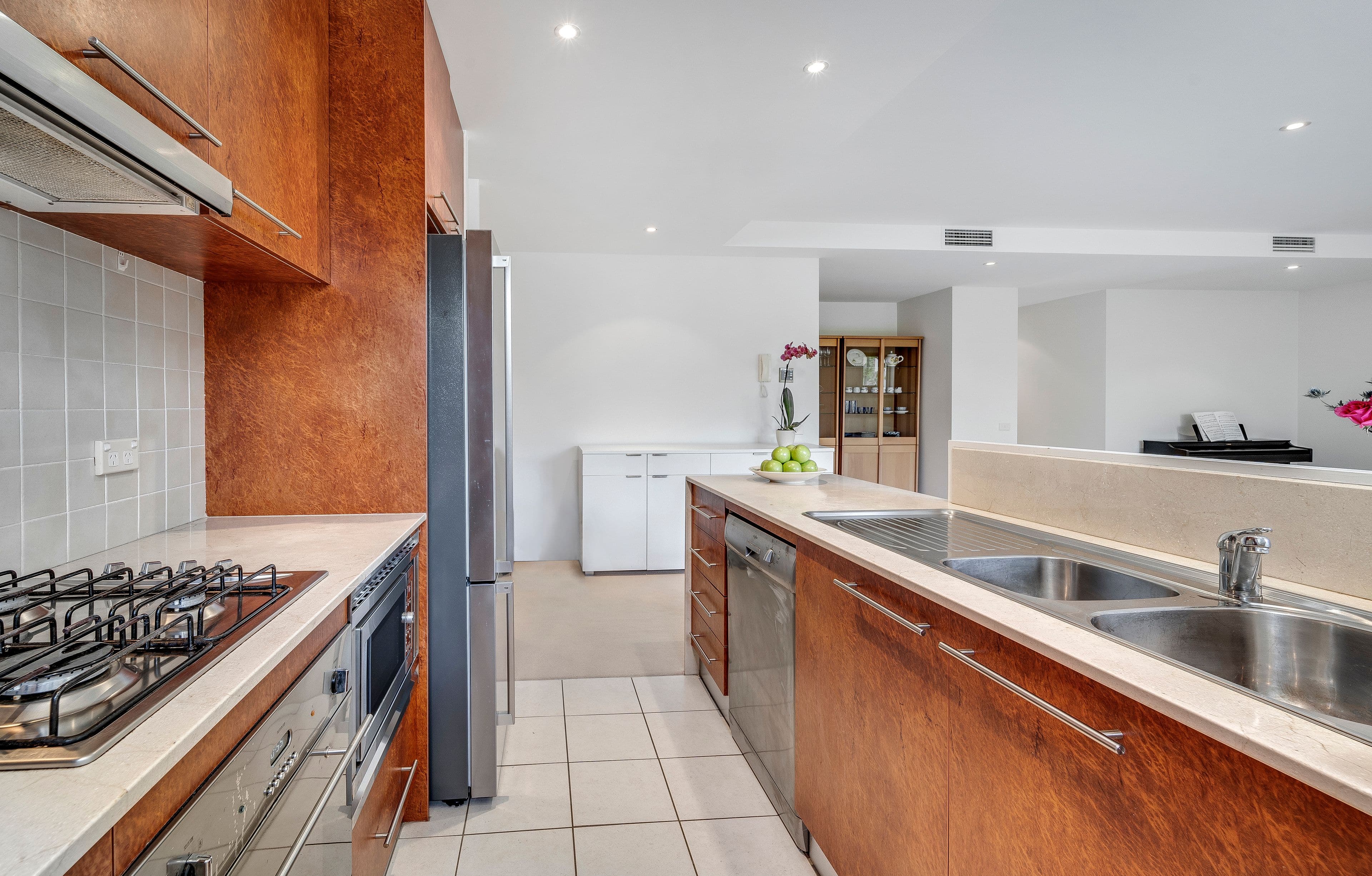 27 Cunningham Street, Kingston ACT 2604, Kingston - Thumbnail 6