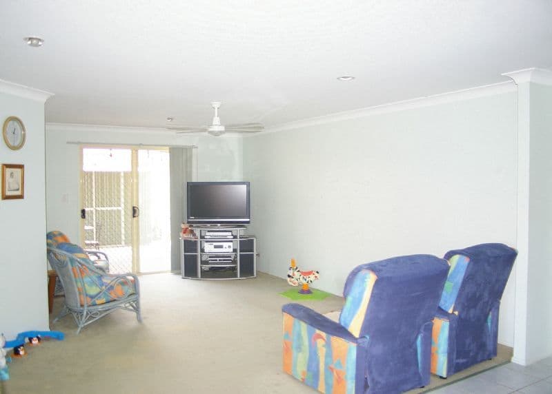 1 Headland Place, DECEPTION BAY QLD 4508, Deception Bay - Thumbnail 3