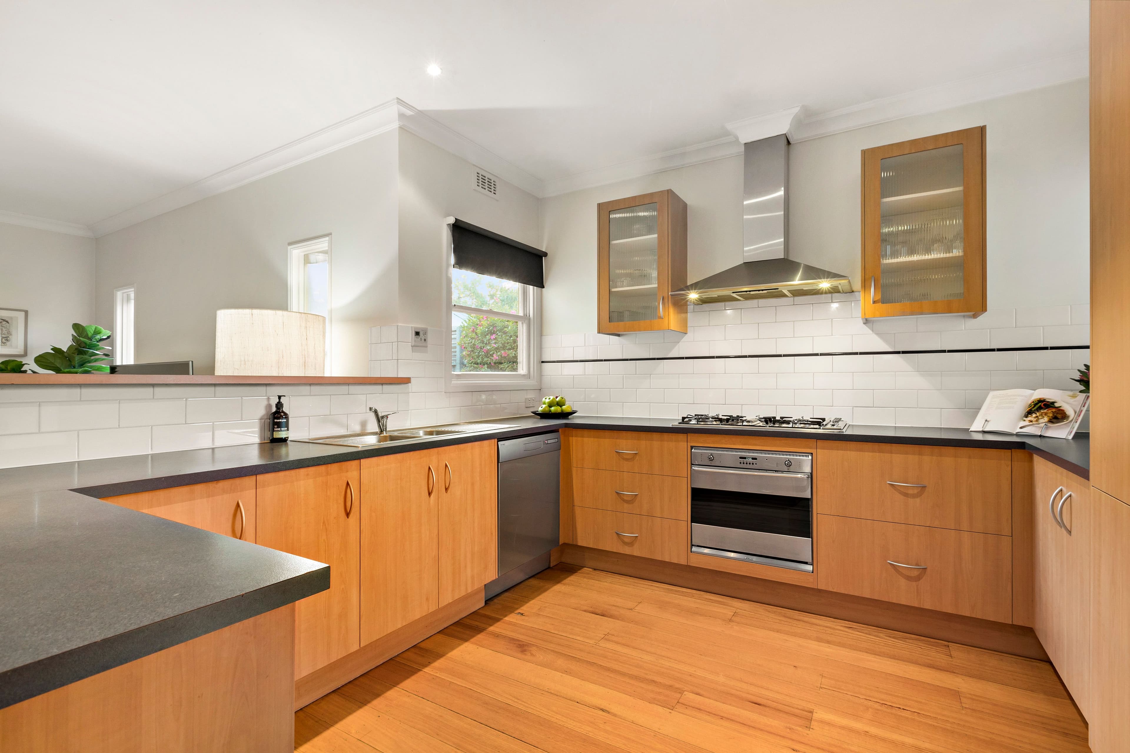 5 Delos Street, Oakleigh South VIC 3167, Oakleigh South - Thumbnail 4