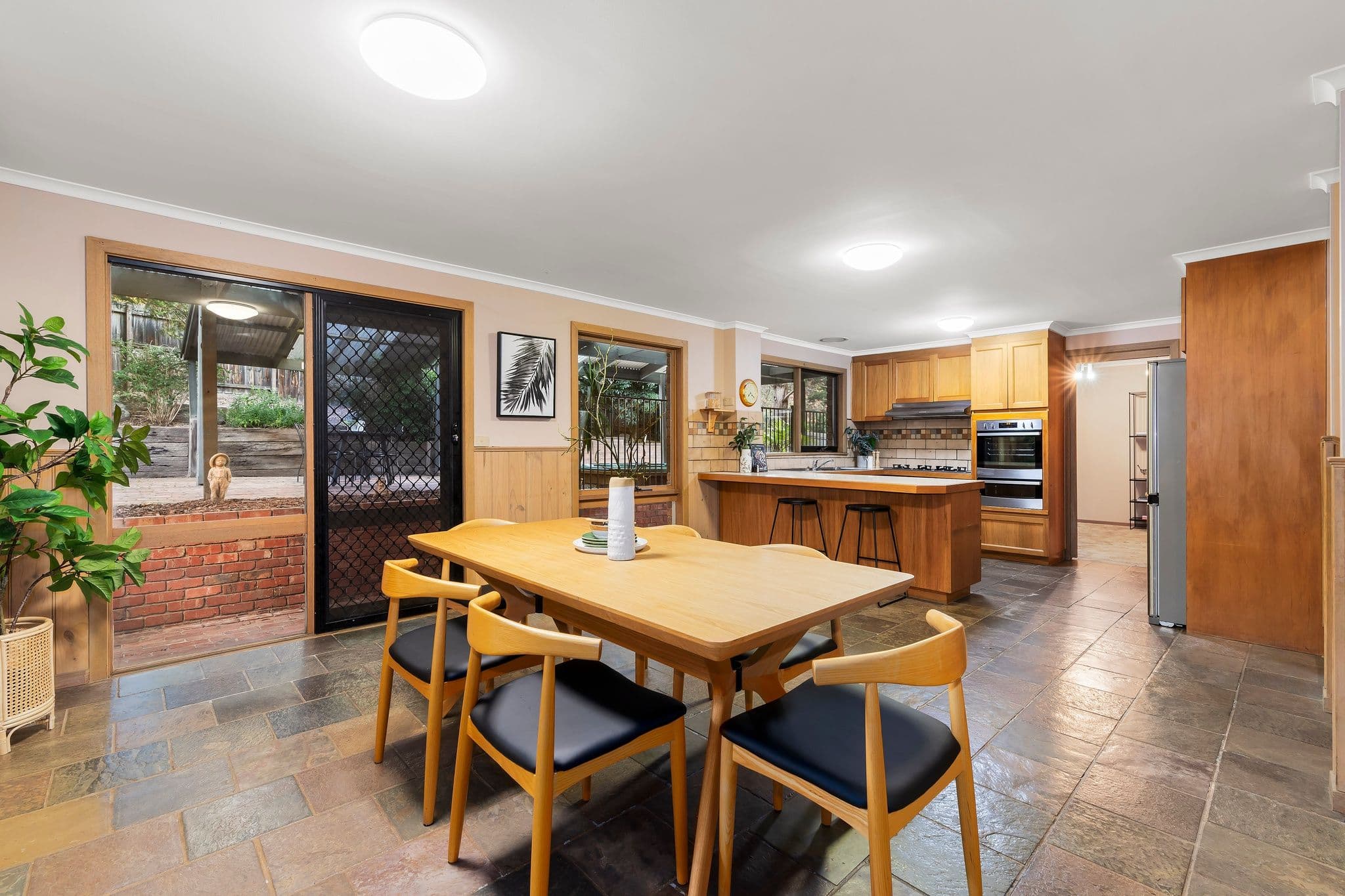 8 Narida Court, Eltham VIC 3095, Eltham - Thumbnail 5