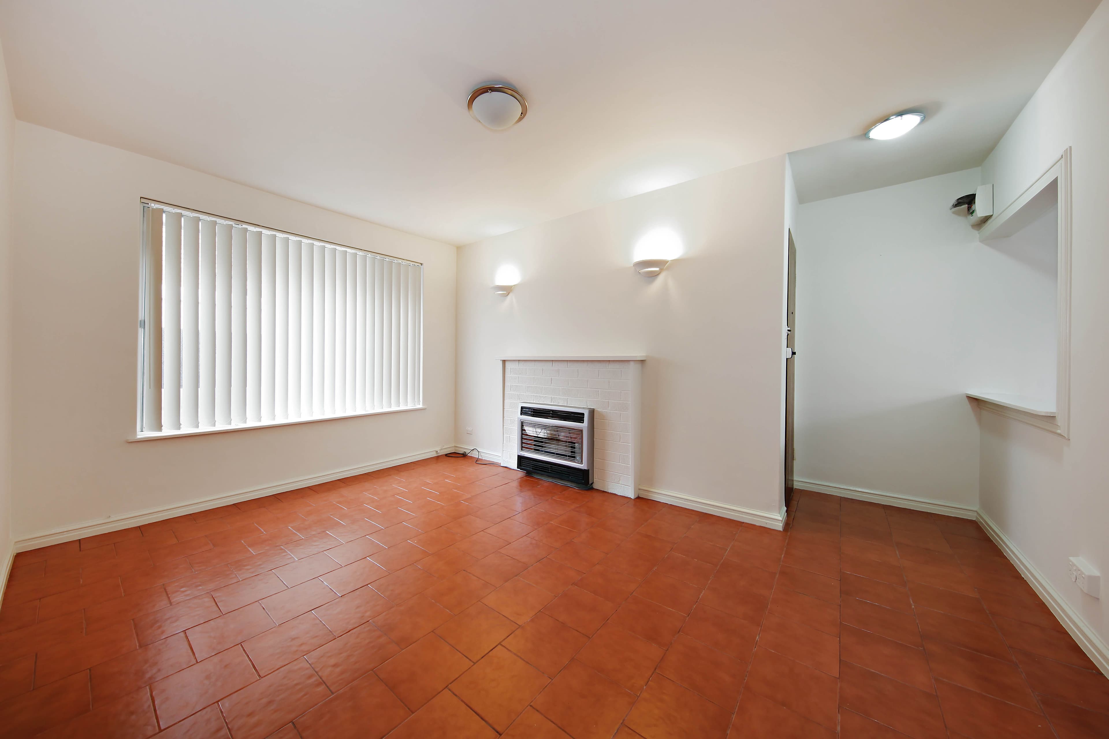75 Kingsville Street, Point Cook VIC 3030, Point Cook - Thumbnail 2
