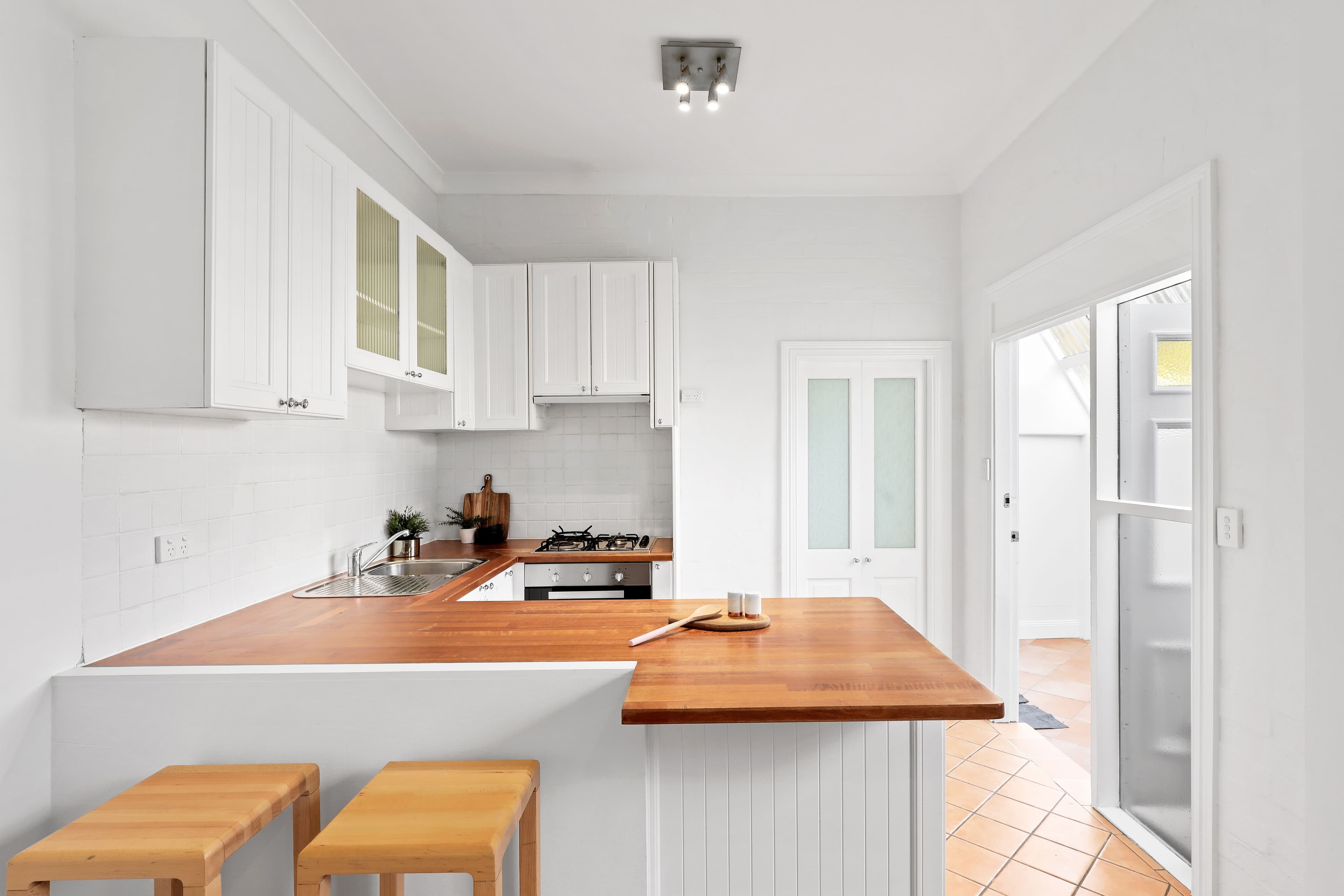 8 Alice Street, Newtown - Thumbnail 5