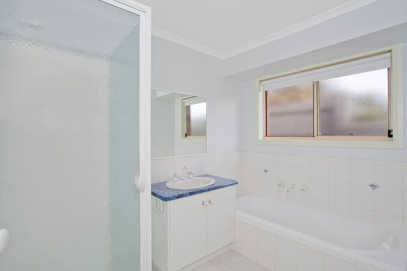 33 Kielli Drive, WARRNAMBOOL VIC 3280, Warrnambool - Thumbnail 5
