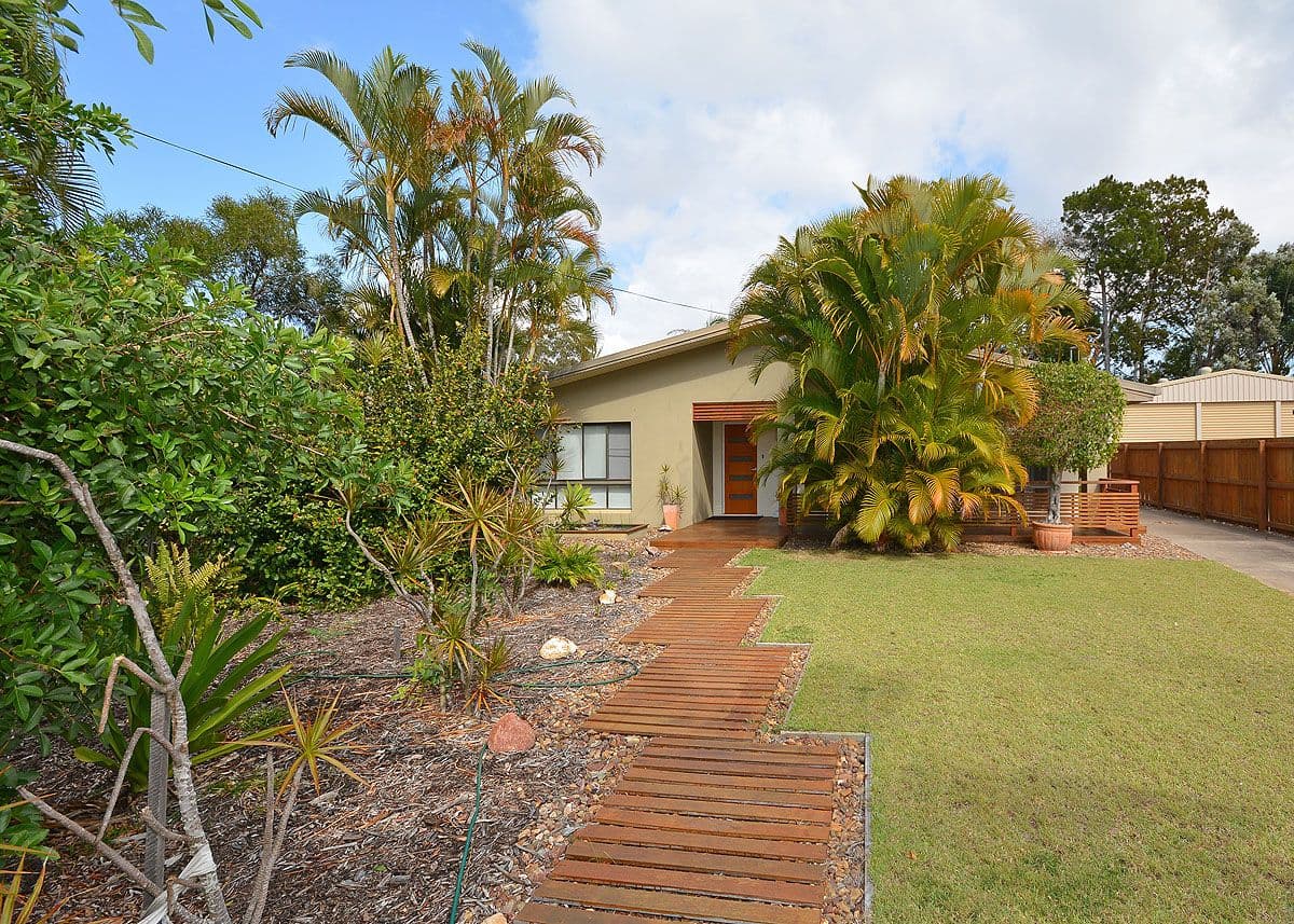 19 Eric Street, Torquay QLD 4655, Torquay - Thumbnail 2