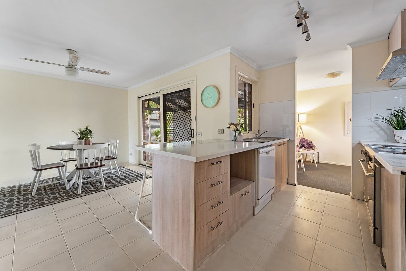 40 Longtown Court, Craigieburn VIC 3064, Craigieburn - Thumbnail 6