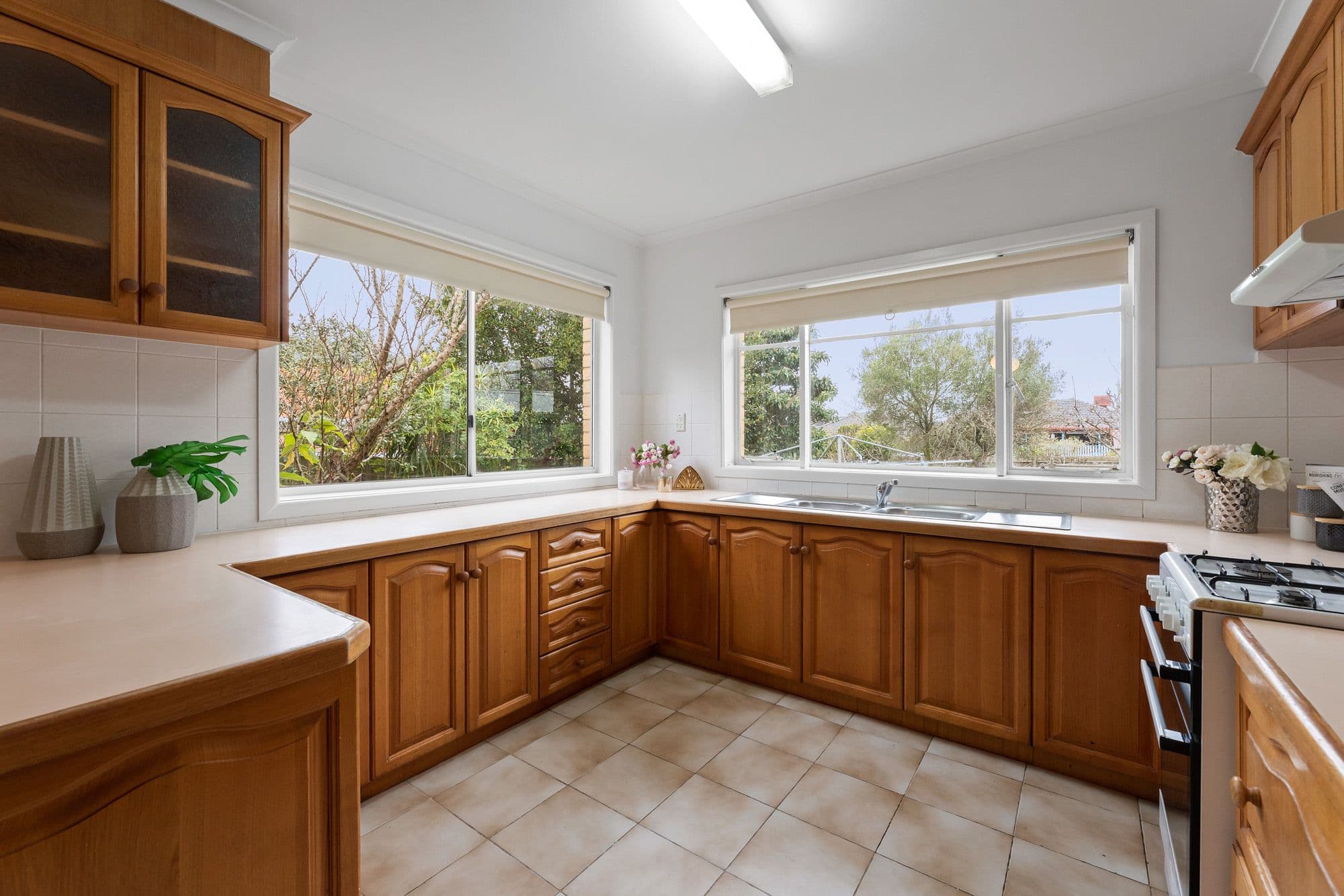 4 Sussex Street, Box Hill North VIC 3129, Box Hill North - Thumbnail 3
