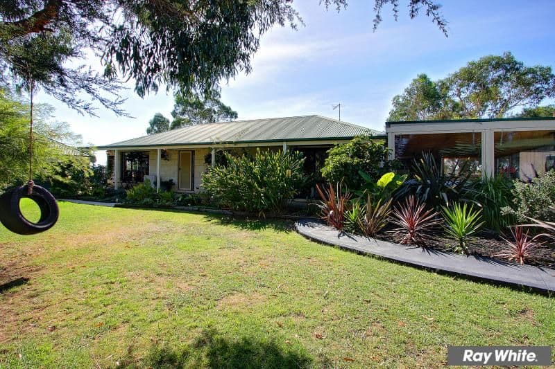 14 Andrew Place, MORNINGTON VIC 3931, Mornington - Thumbnail 4