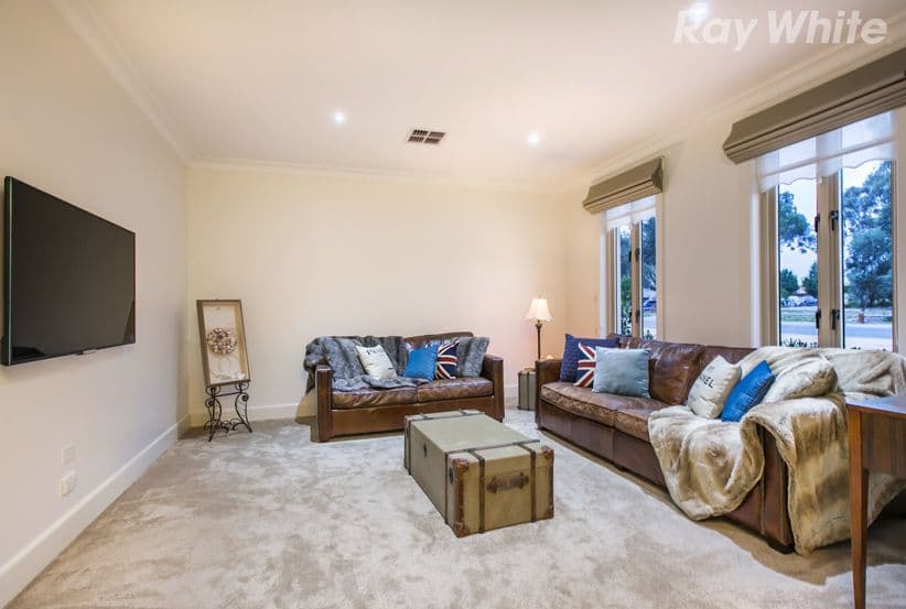 3 Triandra Drive, South Morang VIC 3752, South Morang - Thumbnail 4