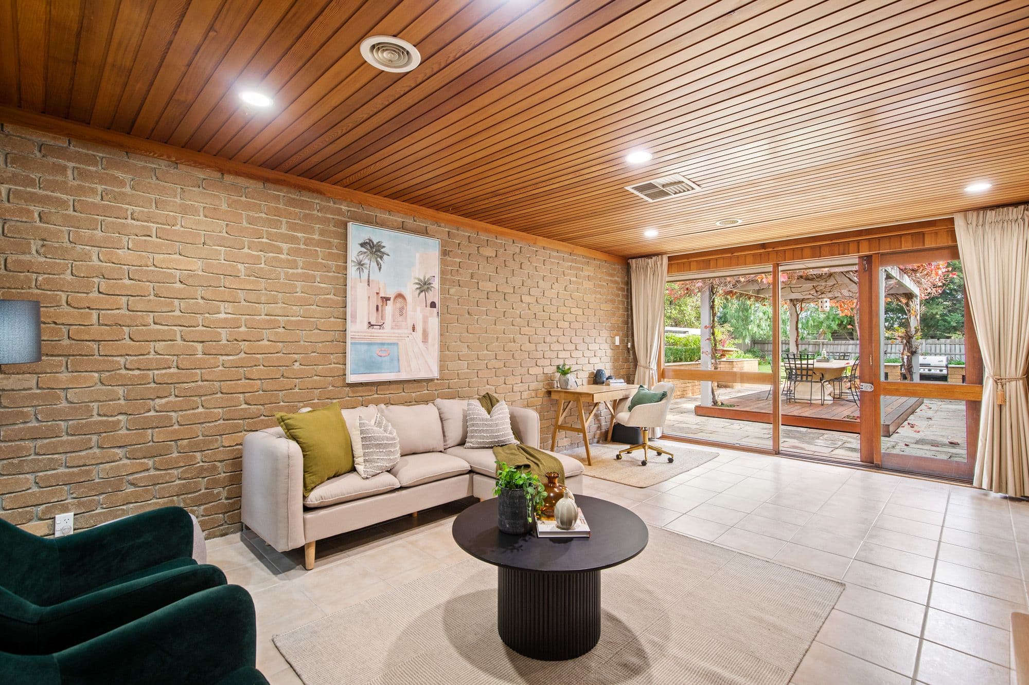 16 Nangiloc Crescent, Werribee VIC 3030, Werribee - Thumbnail 3