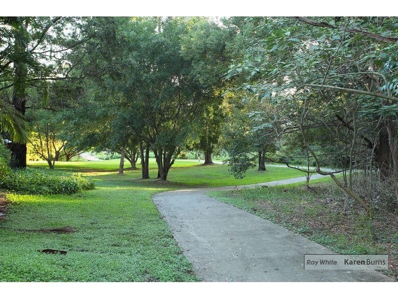 128 Ironbark Road, CHAPEL HILL QLD 4069, Chapel Hill - Thumbnail 2