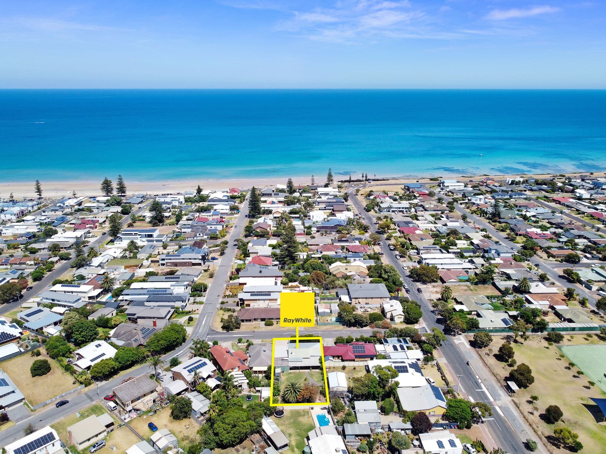 4 Carol Place, Moana SA 5169, Moana - Image 1