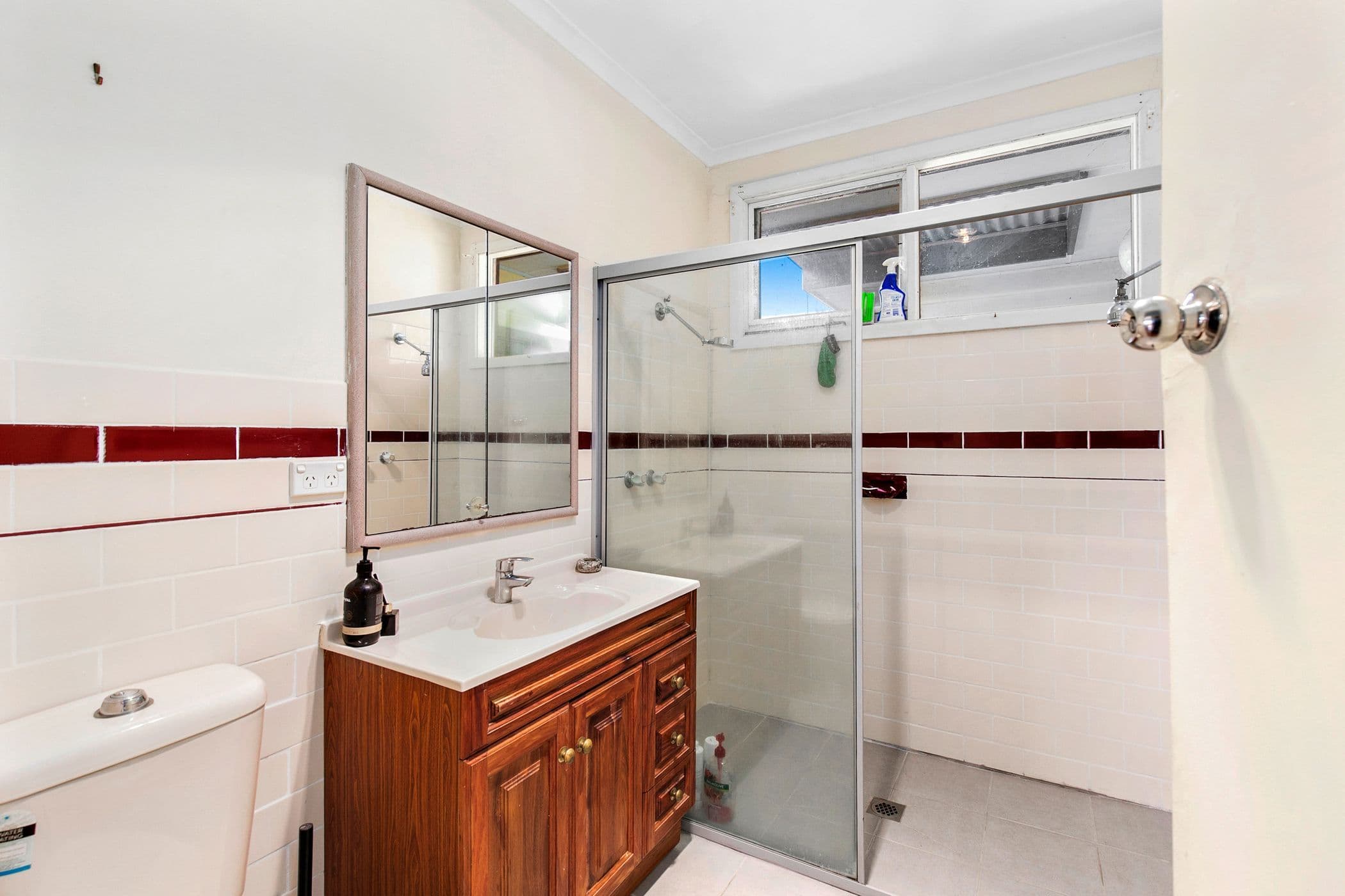24 Little Wakeham Street, Stawell VIC 3380, Stawell - Thumbnail 6