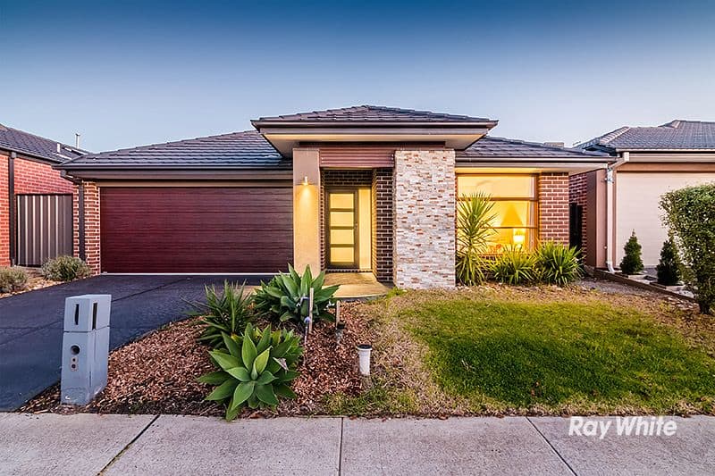 8 Falabela Road, Clyde North VIC 3978, Clyde North - Image 1