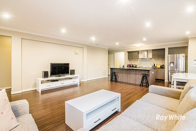 8 Falabela Road, Clyde North VIC 3978, Clyde North - Thumbnail 6