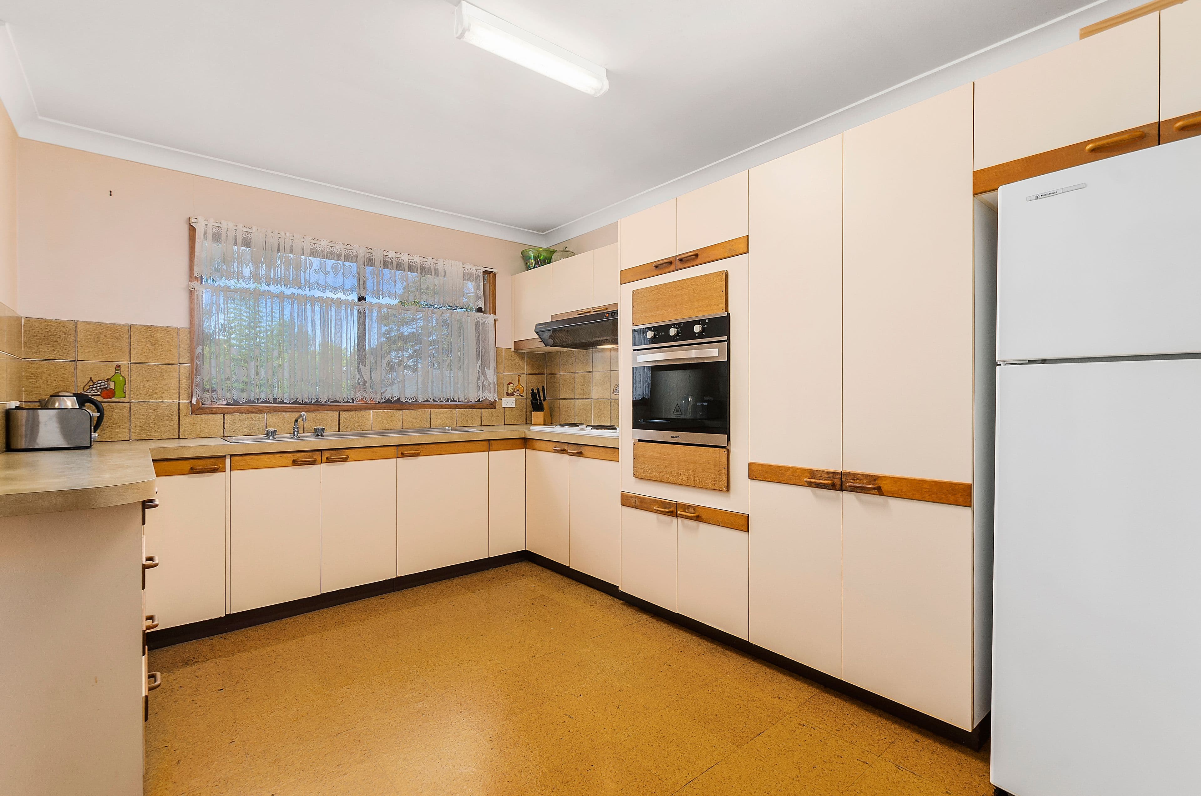 37 Mountain Road, Austinmer NSW 2515, Austinmer - Thumbnail 2