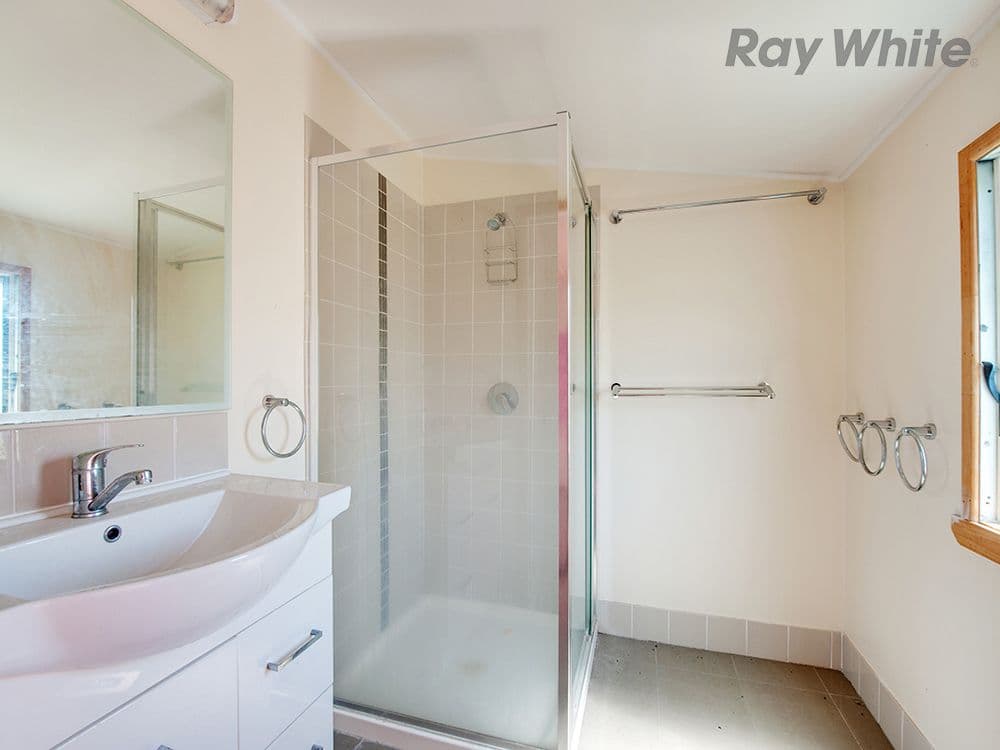 17 Thomas Street, Goodna QLD 4300, Goodna - Thumbnail 4