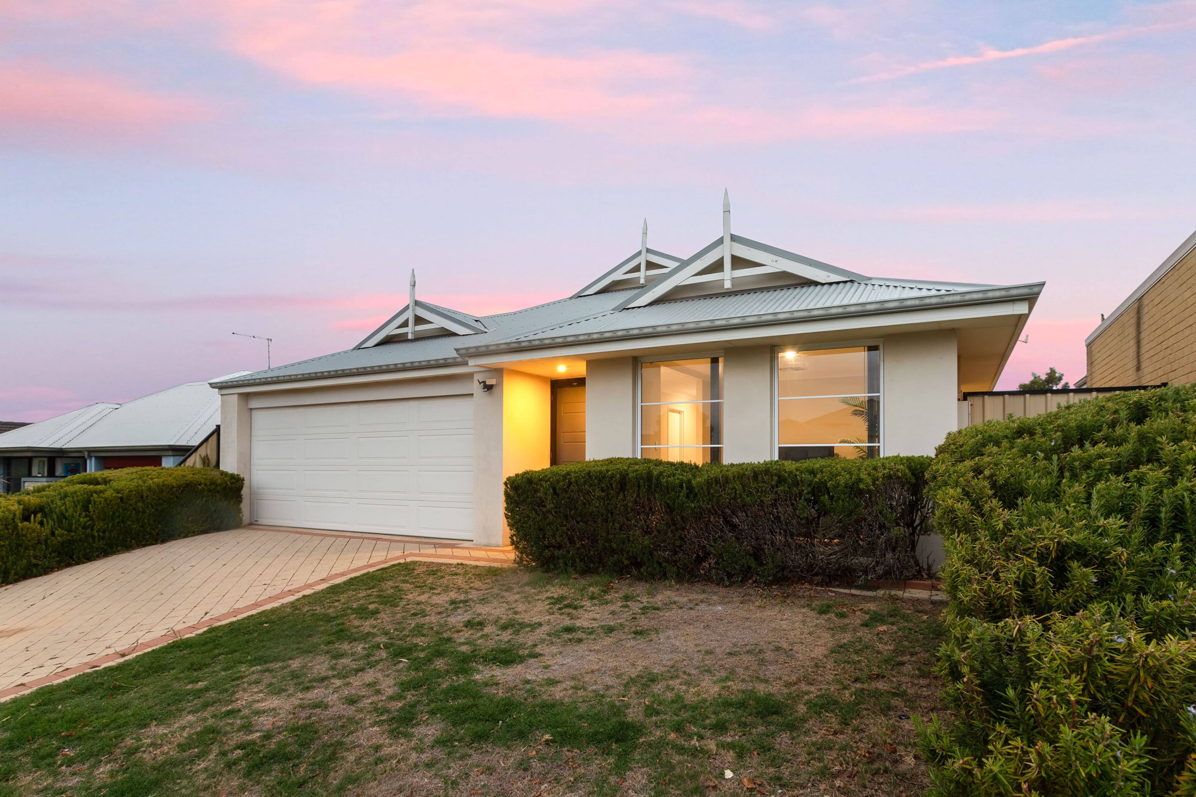 33 Grandoak Drive, Clarkson WA 6030, Clarkson - Thumbnail 2