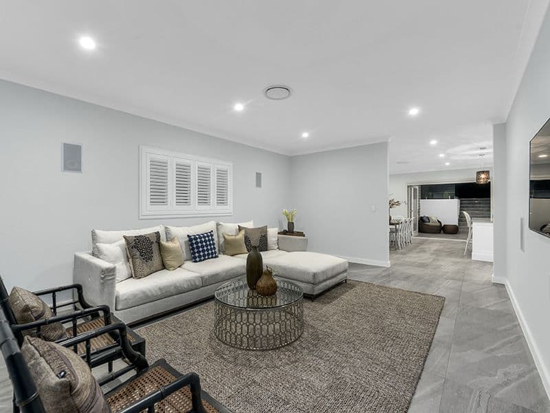 77 Raven Street, Camp Hill QLD 4152, Camp Hill - Thumbnail 2