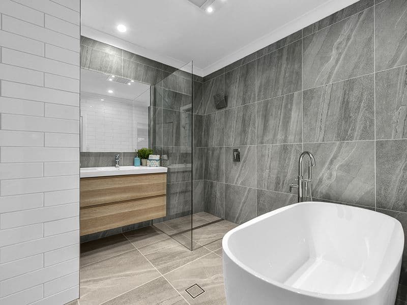 77 Raven Street, Camp Hill QLD 4152, Camp Hill - Thumbnail 7