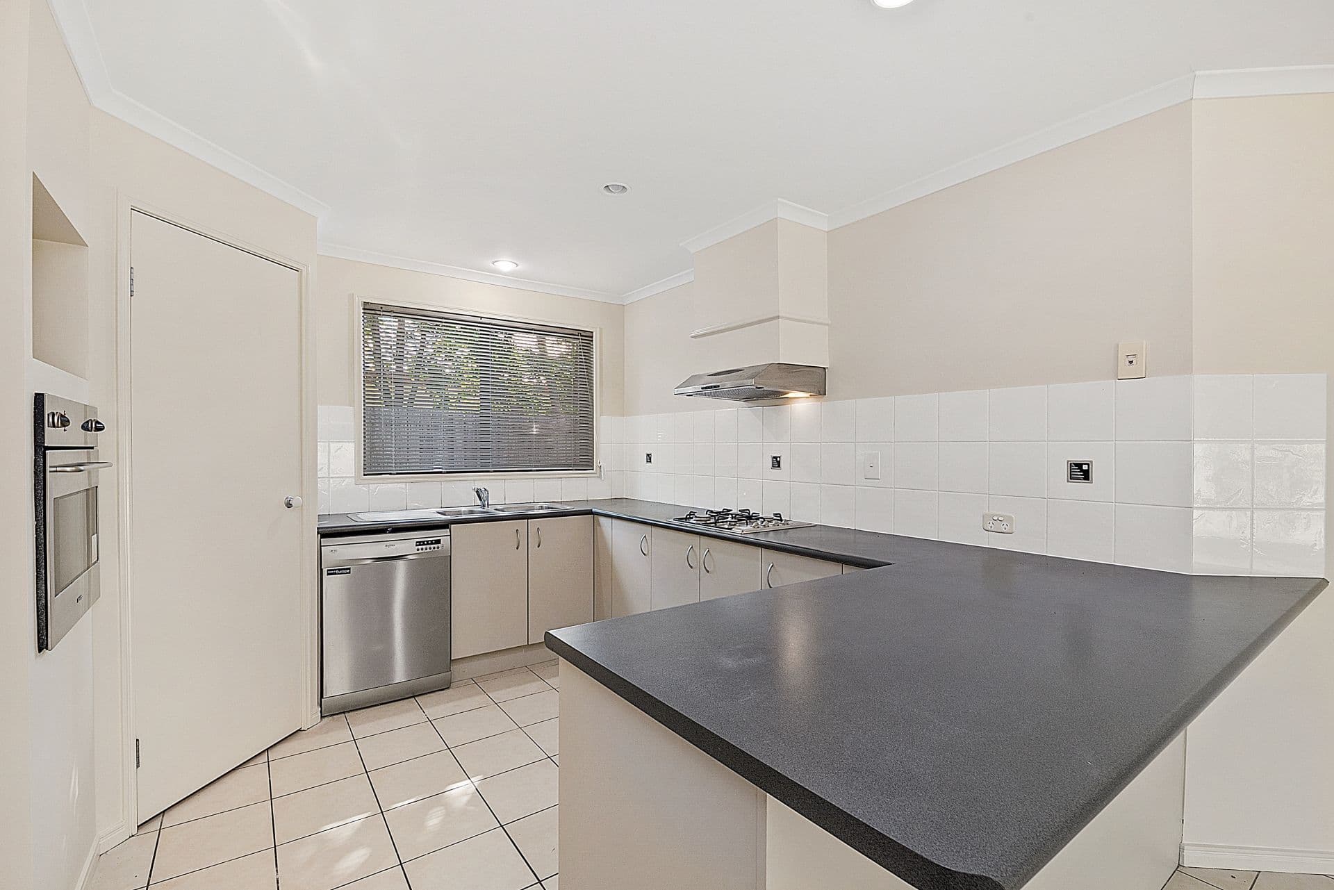 8 Washpool Street, North Lakes QLD 4509, North Lakes - Thumbnail 2