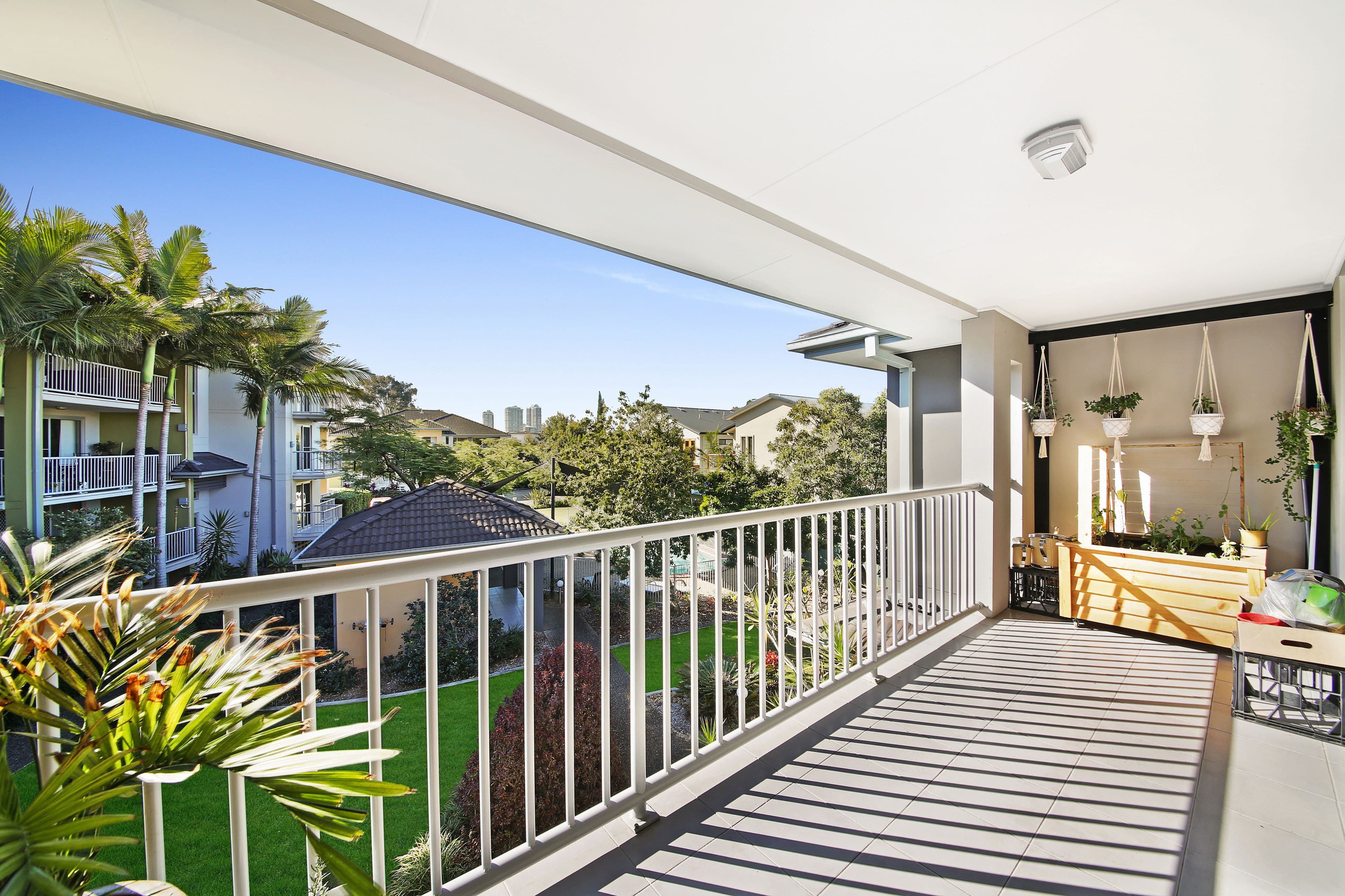 22 Oleander Avenue, Biggera Waters QLD 4216, Biggera Waters - Thumbnail 5