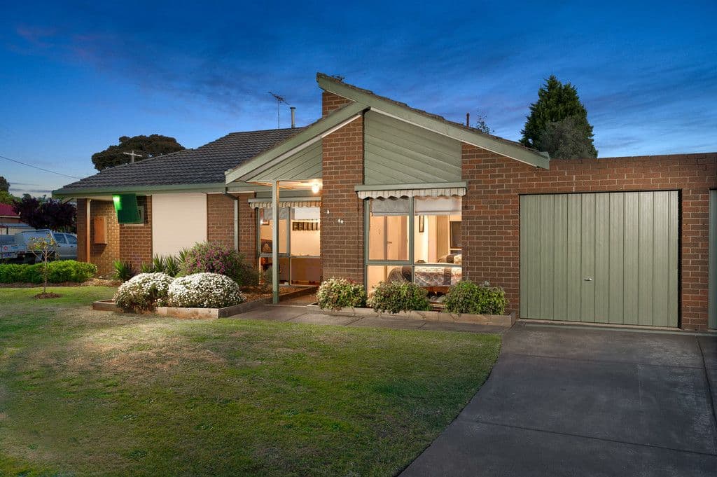 40 Virginia Crescent, BUNDOORA VIC 3083, Bundoora - Image 1