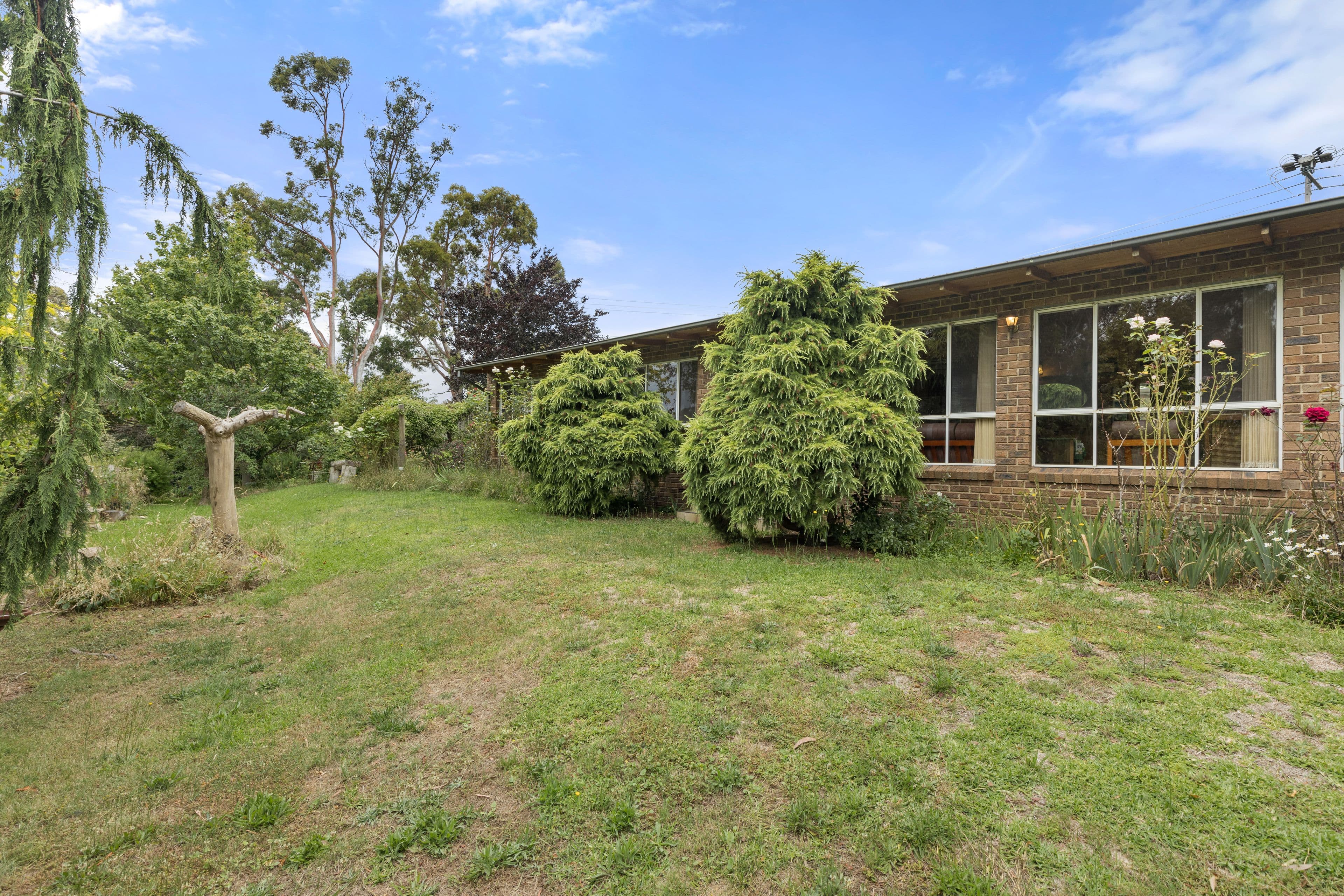 11 Roberts Street, Crookwell NSW 2583, Crookwell - Image 1
