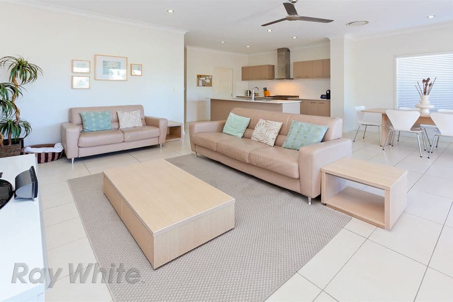 8 Cruiser Close, SPRINGFIELD LAKES QLD 4300, Springfield Lakes - Thumbnail 2