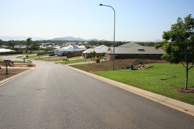 10 Britomart Street, BUSHLAND BEACH QLD 4818, Bushland Beach - Image 1