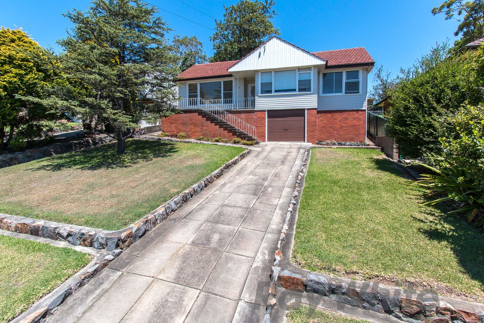 30 Crescent Road, Charlestown - Image 1
