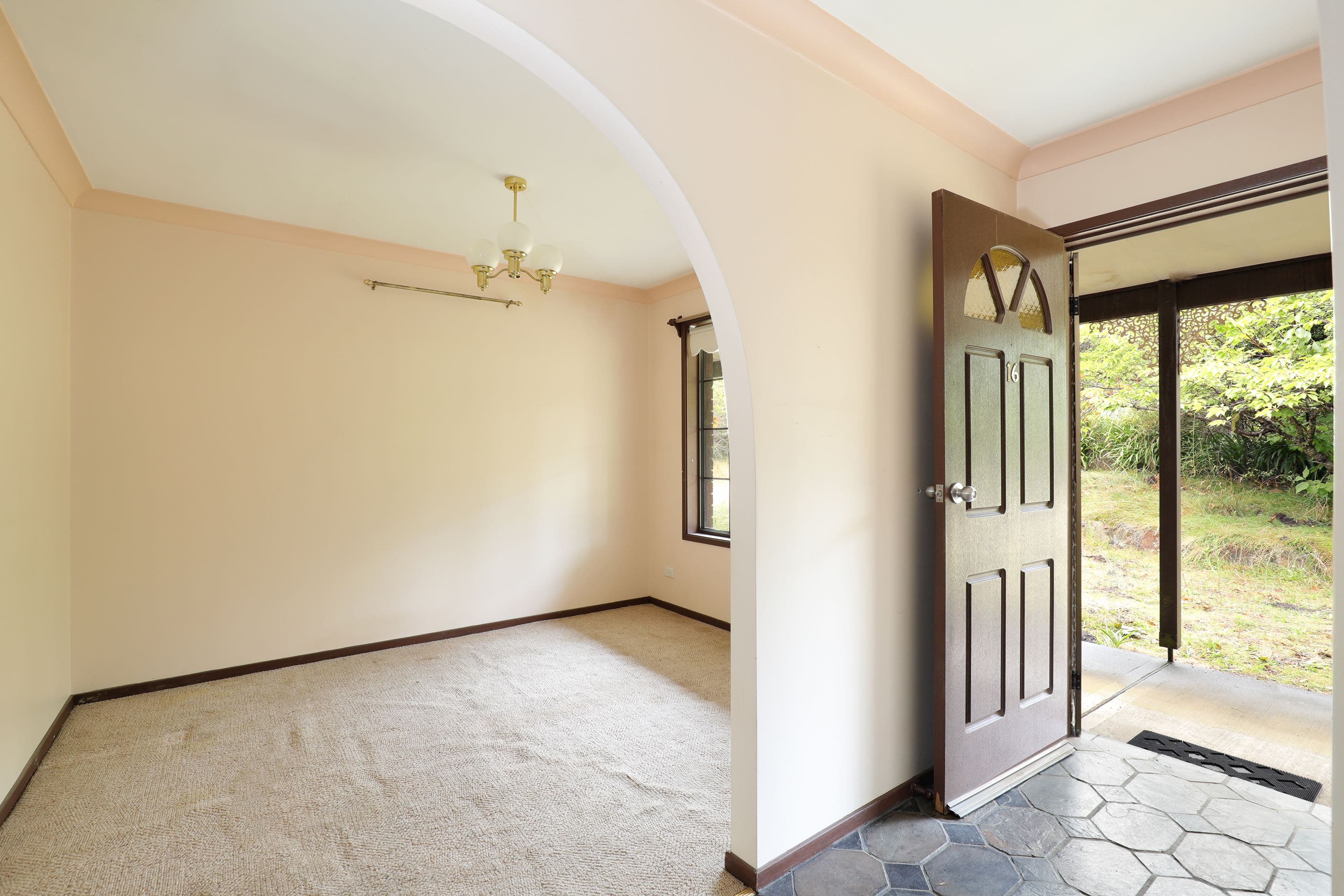 10 Dunvegan Place, Carindale - Thumbnail 5