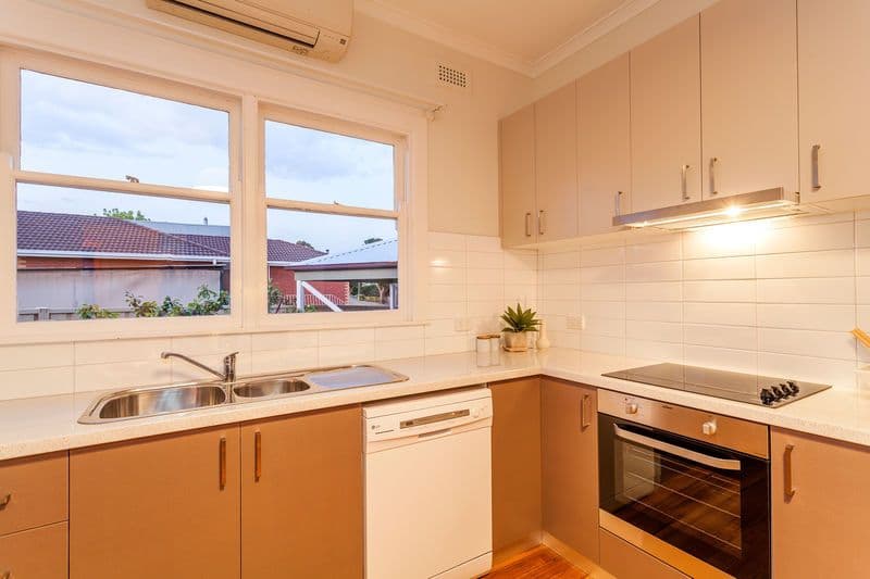 18 Calvert Street, HAMLYN HEIGHTS VIC 3215, Hamlyn Heights - Thumbnail 6